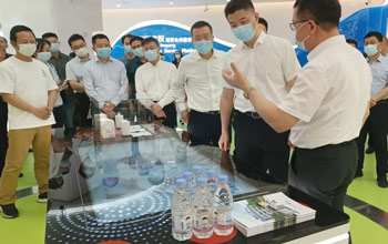 122cc太阳集成游戏专利效果亮相厦门“知识产权CBD”